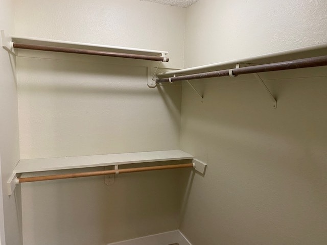 Building Photo - 13017 Lincoln Way