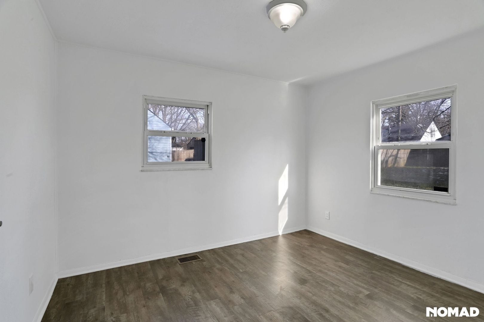 Building Photo - 878 Antwerp Rd