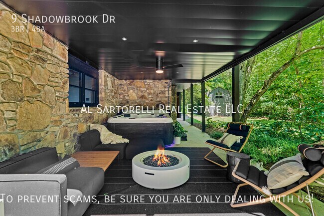 Building Photo - 9 Shadowbrook Dr