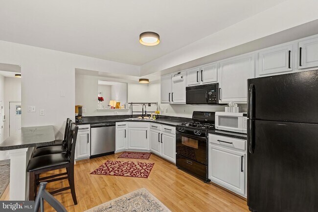 Building Photo - 2609 Claybrooke Dr