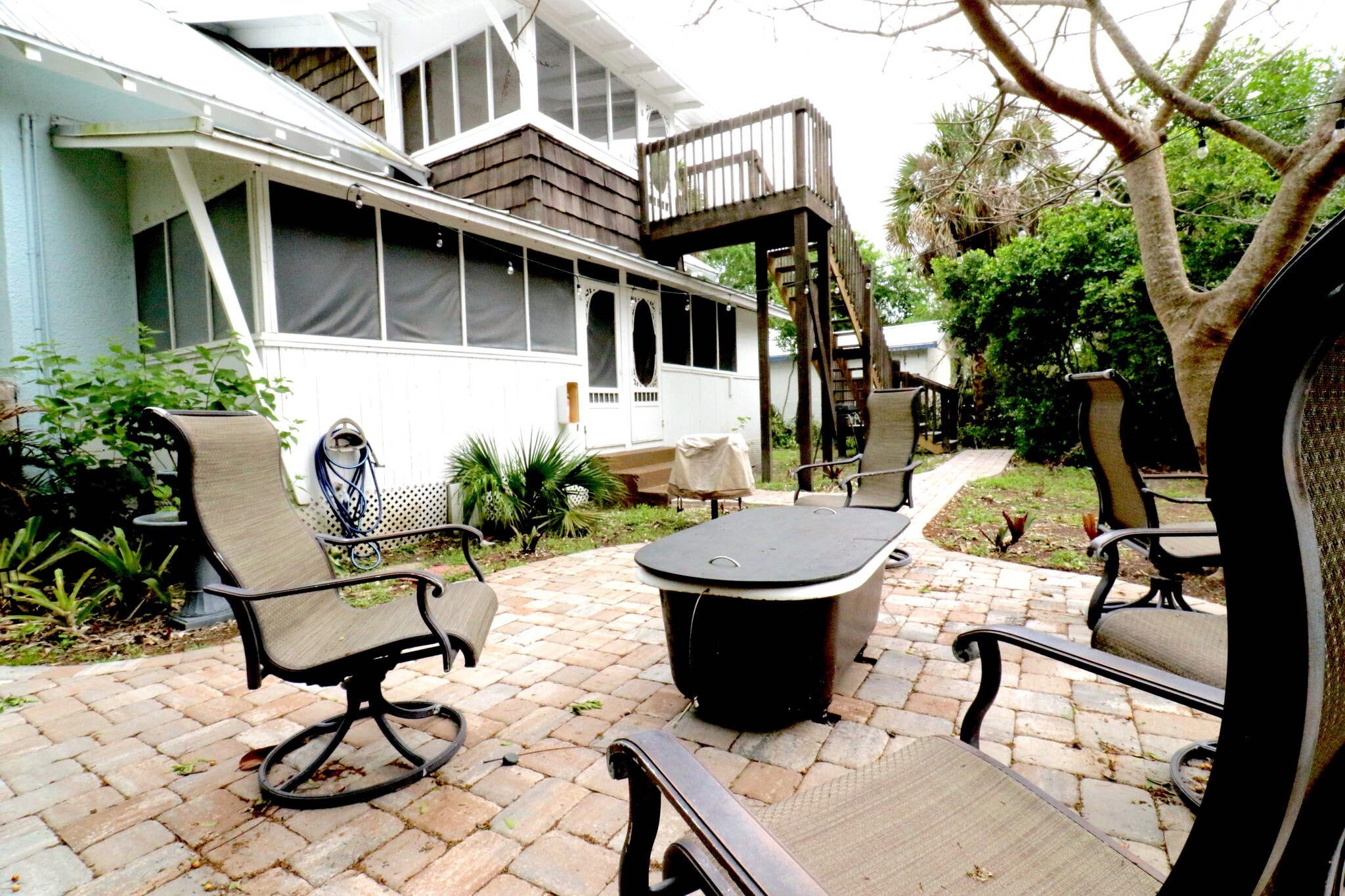 Building Photo - 2016 Hallwood Pl