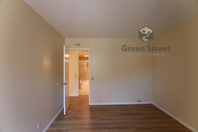 Building Photo - 3843 Camino Lindo