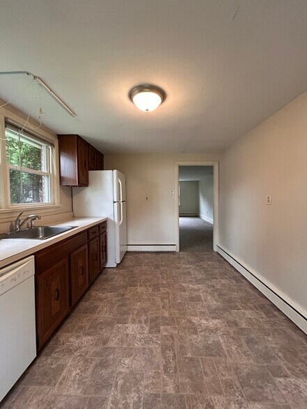 Building Photo - 131 Sharpless St