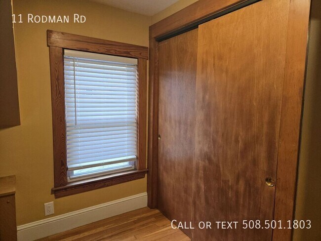 Building Photo - 11 Rodman Rd