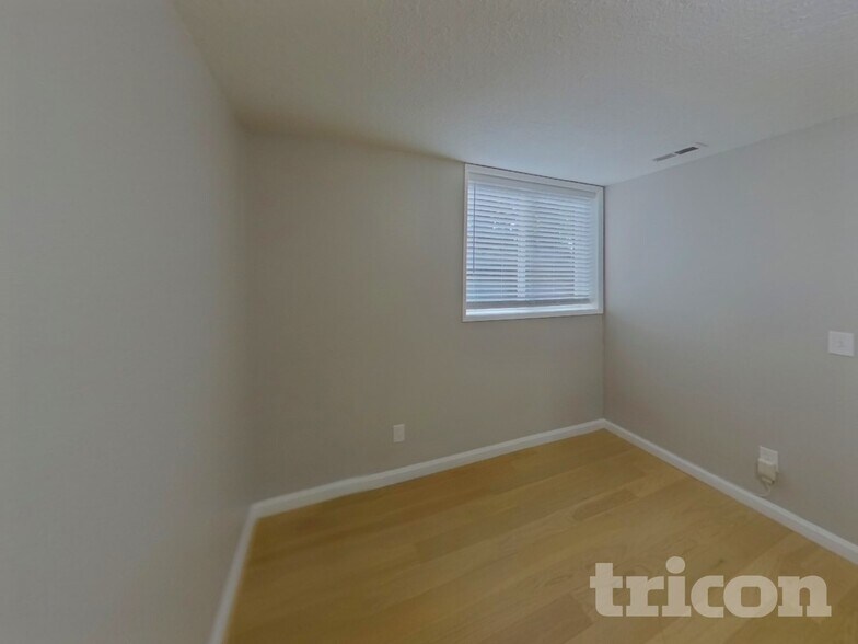 Building Photo - 1250 Hemlock St