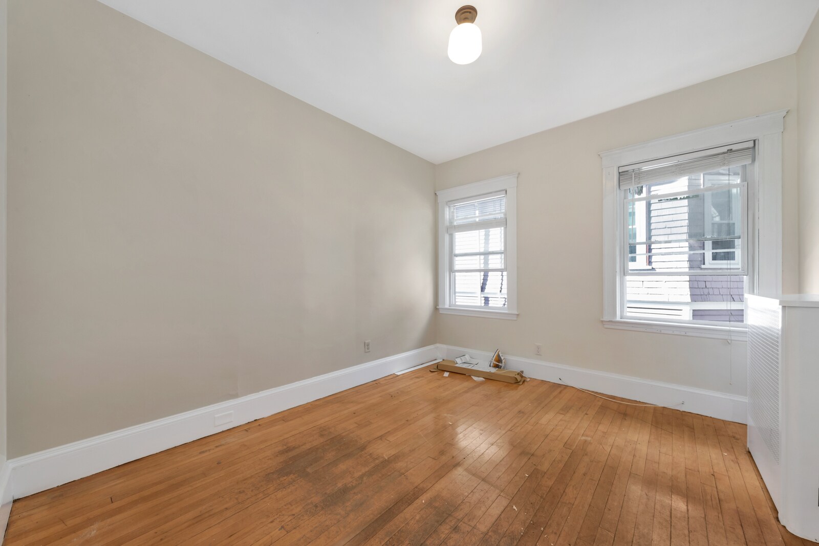 Building Photo - 31 Champney St