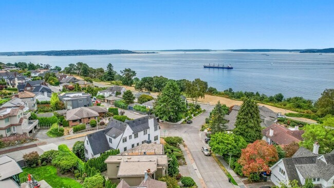Building Photo - 4Bd/3Ba Seattle House