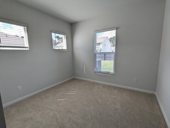 Building Photo - Beautiful 5 Bdrm New Construction Home in Johns Island