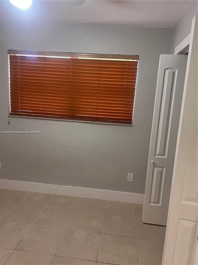 Building Photo - 7100 Park St