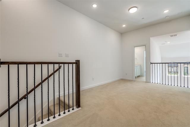 Building Photo - 367 Somerville Dr