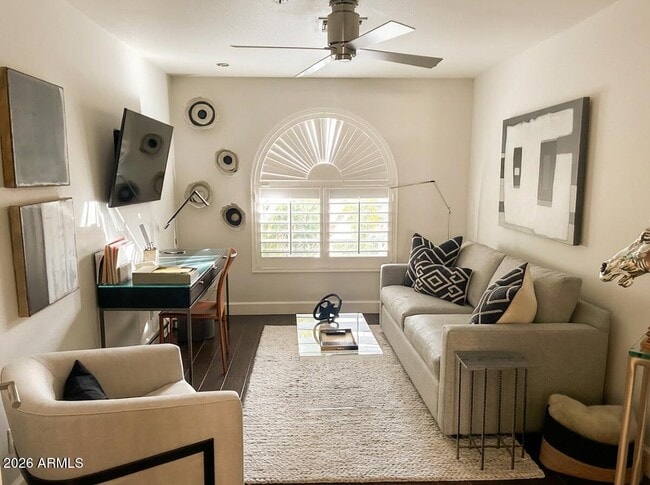 Building Photo - 10360 E Sutton Dr