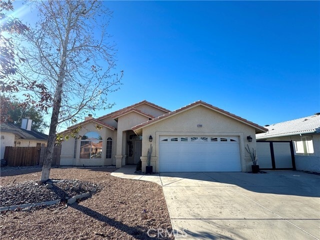 Primary Photo - 12900 Briarcliff Dr