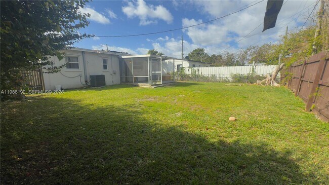 Building Photo - 1411 NE 155th Terrace