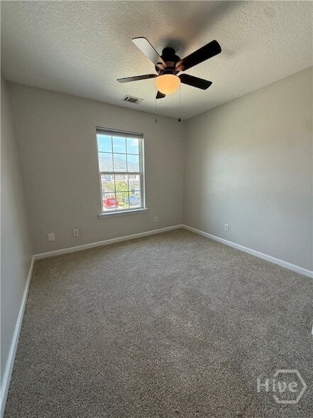 Building Photo - 107 Ventura Pl