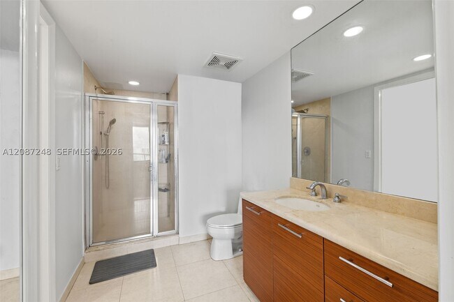 Building Photo - 50 Biscayne Blvd