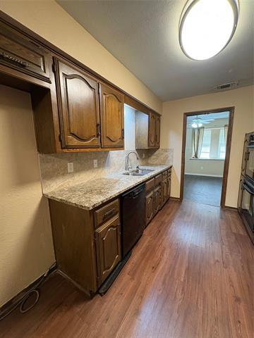 Building Photo - 1025 Cloverdale Ln