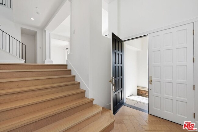 Building Photo - 16649 Cll Haleigh