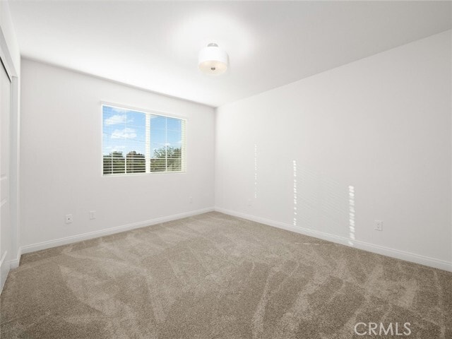 Building Photo - 1325 W Grand Ave