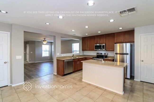 Building Photo - 6386 W Barbara Ave