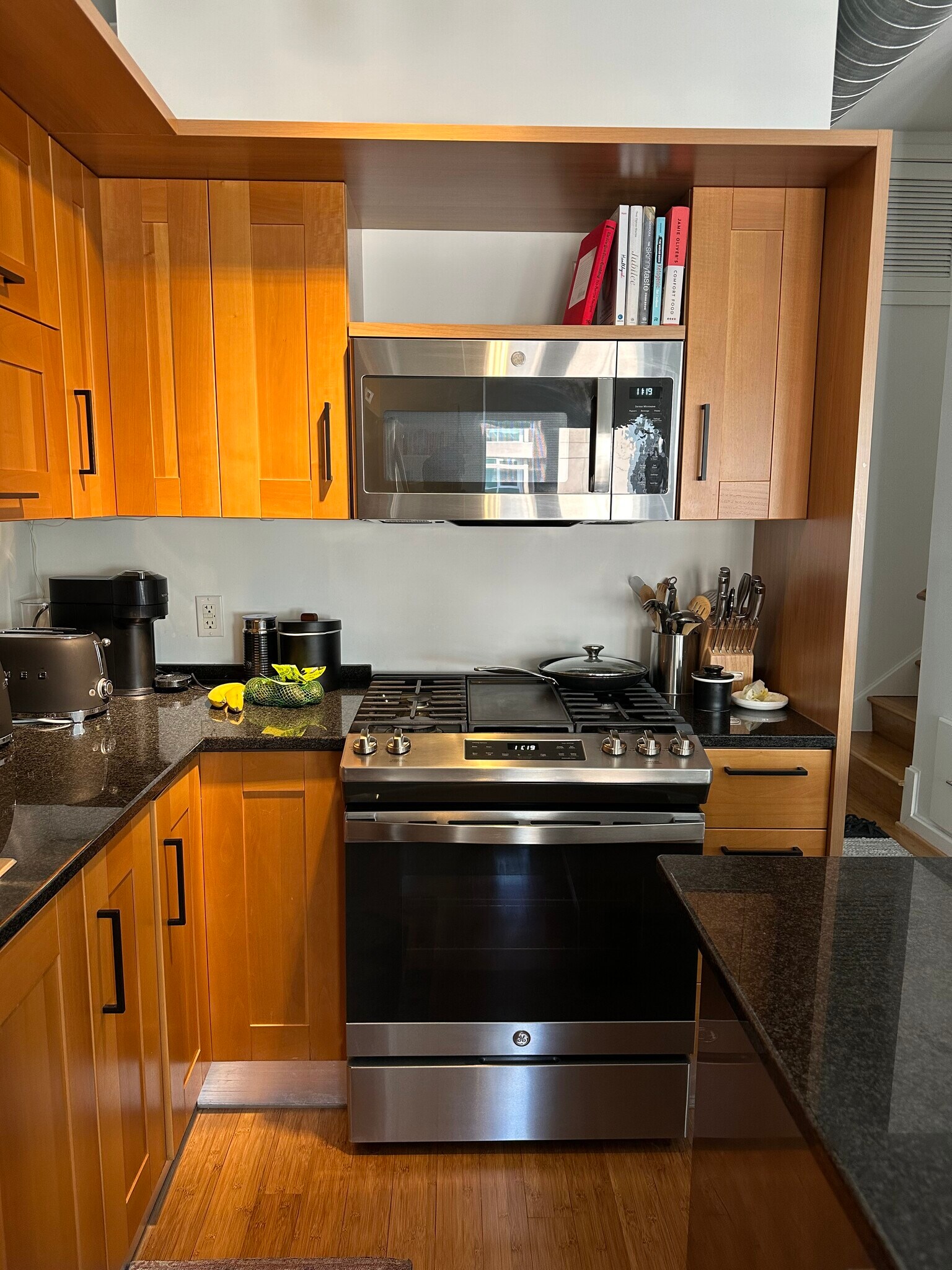 Stainless steel kitchen applicances - 1390 V St NW
