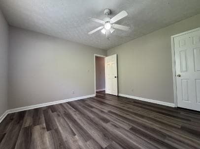 Building Photo - 8170 Canyon Forge Dr