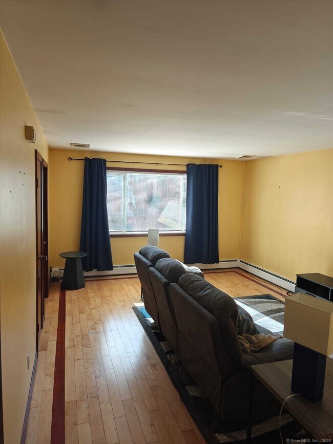 Building Photo - 47 Fort Hill Ave