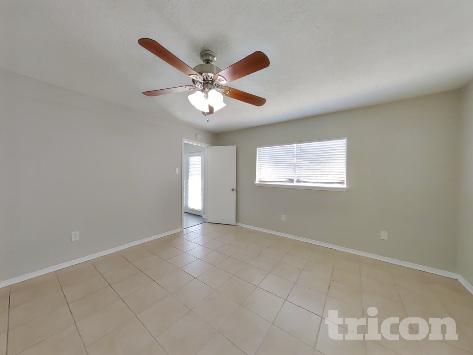 Building Photo - 20118 Misty Pines Dr