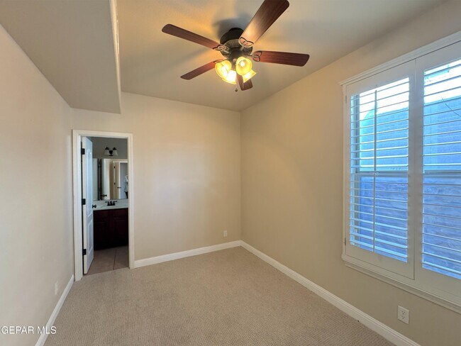 Building Photo - 413 Claiborne St