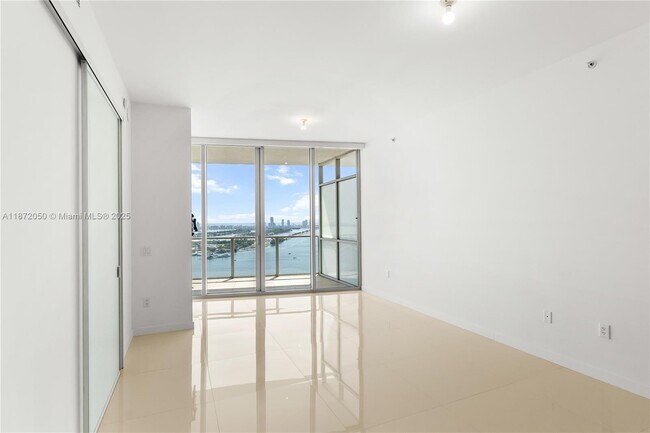 Building Photo - 1100 Biscayne Blvd