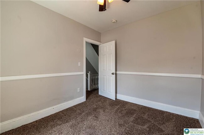 Building Photo - 1334 Lehigh St