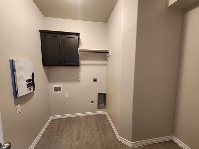 Building Photo - 2233 Ibis St