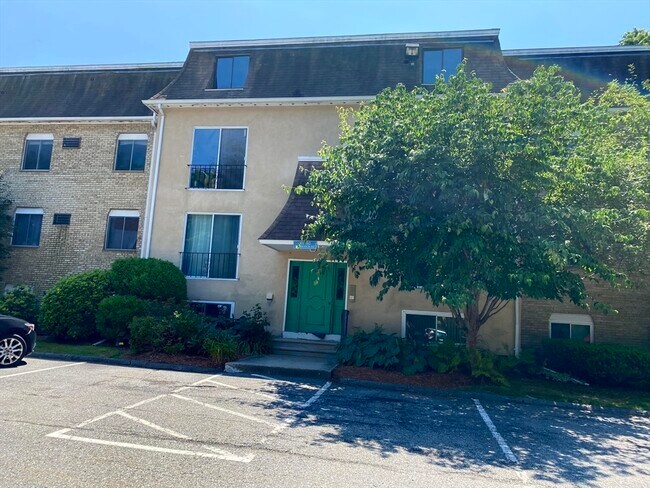 Building Photo - 176 Swanson Rd