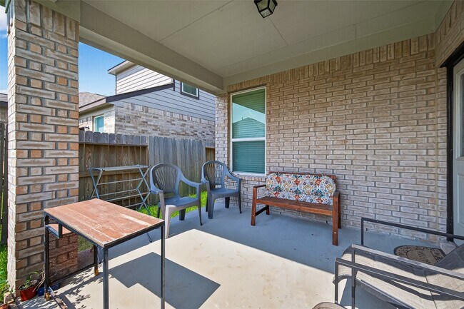 Building Photo - 21319 Tropisea Dr