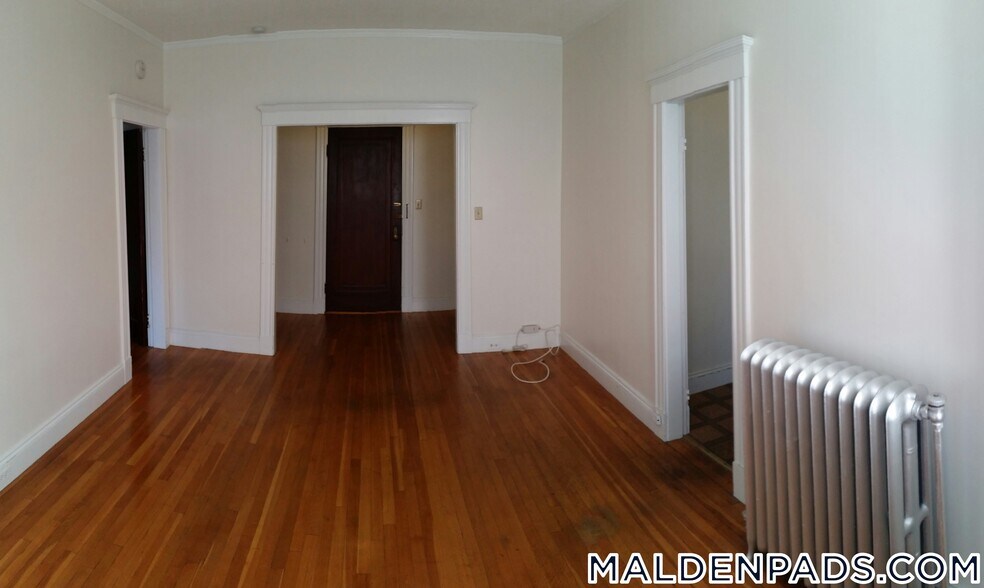 Building Photo - 17-19-19 Washington St S