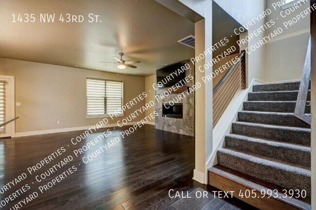 Building Photo - 1435 NW 43rd St