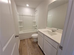 Building Photo - 59 Founders Dr