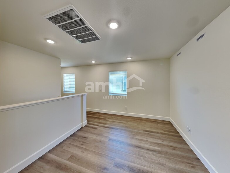 Building Photo - 8864 Dwarf Chin Ave