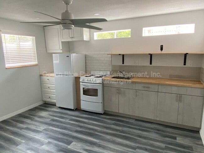 Primary Photo - 4133 3rd Ave N