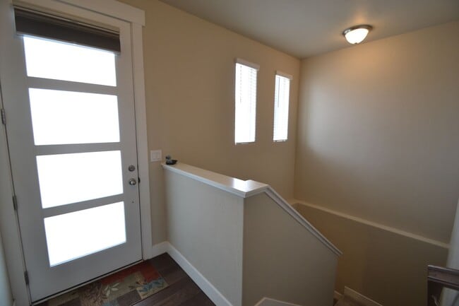 Building Photo - 3 Bedroom Ranch with Finished Basement Available Now!