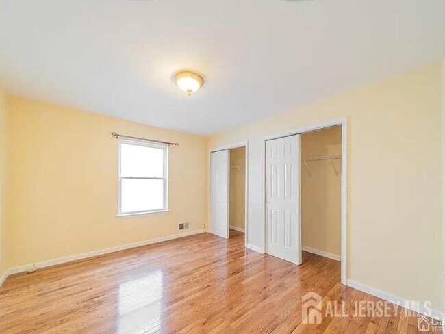 Building Photo - 44 N Whittier St