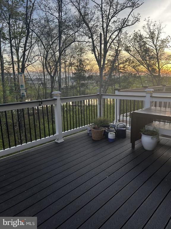 Building Photo - 42482 Dogwood Glen Square