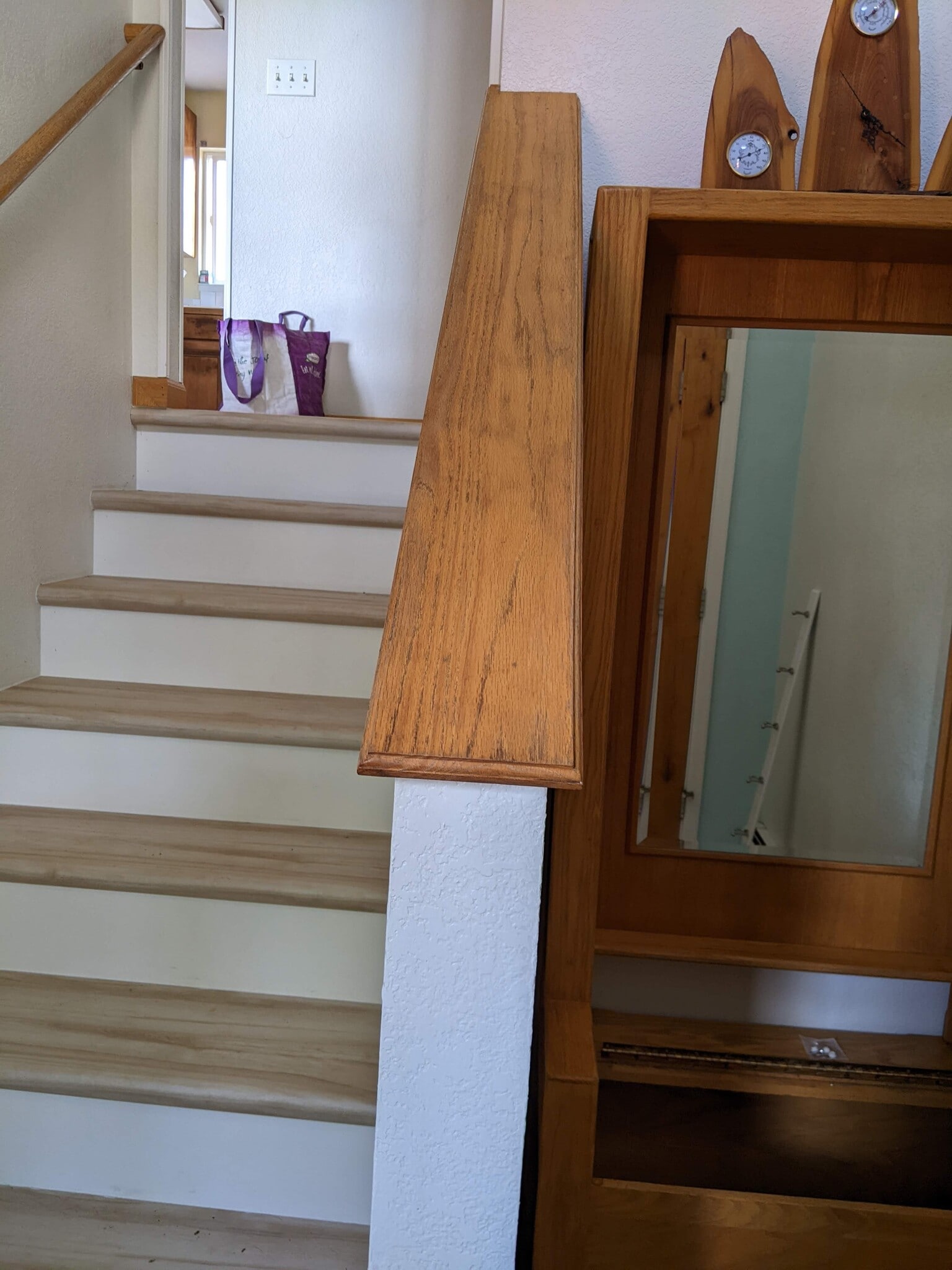 entrance at front door - 146 W 3rd St