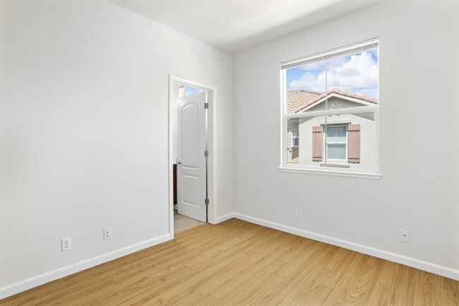 Building Photo - 2189 Beech Cir