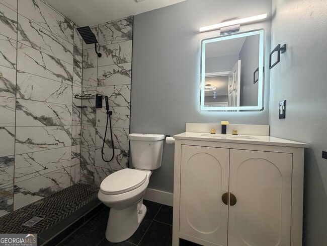 Building Photo - 5505 Park Pl S