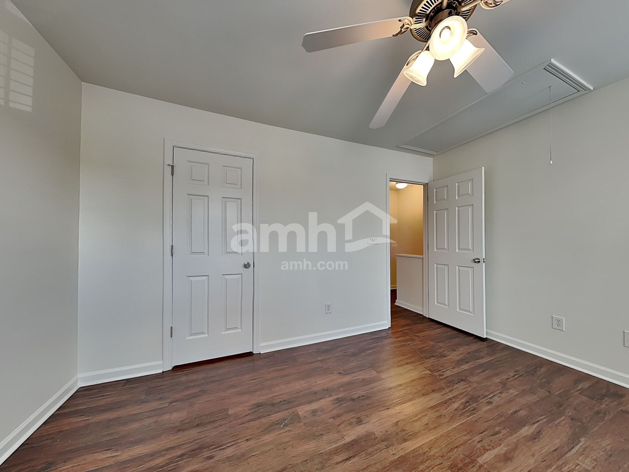 Building Photo - 1209 Plexor Ln