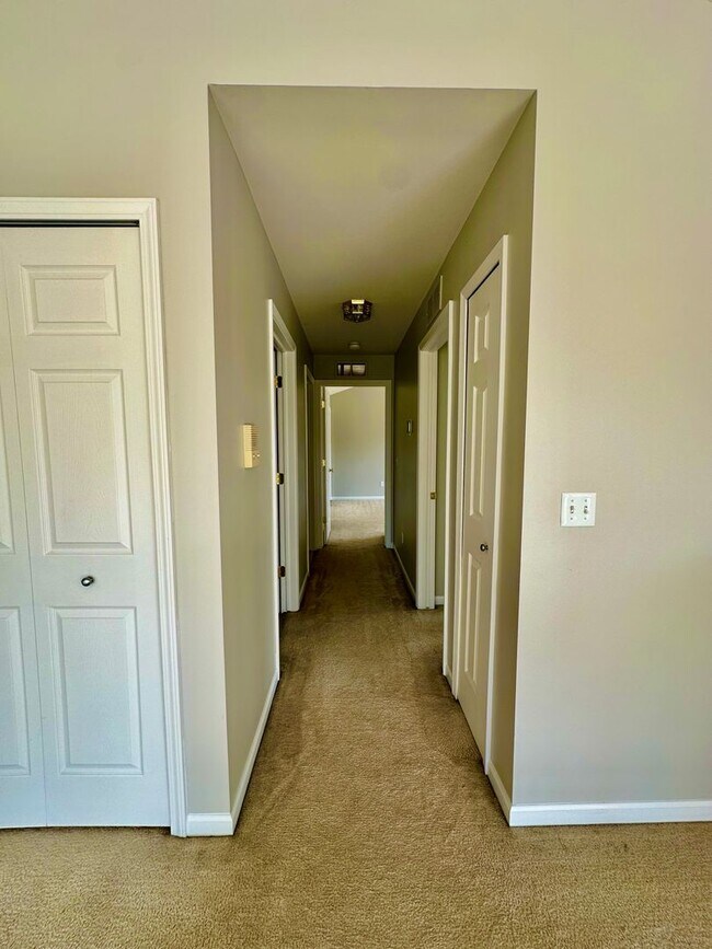 Building Photo - 13153 Canopy Dr