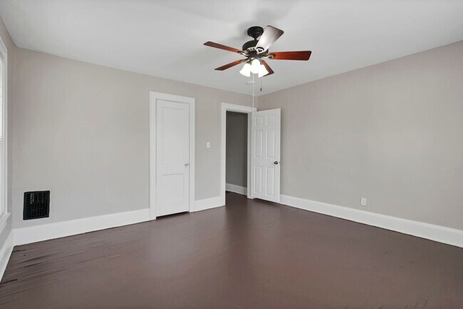 Building Photo - 2709-2711 Sullivant Ave