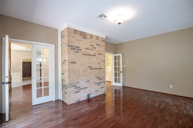 Building Photo - 9 Mallard Glen Pl