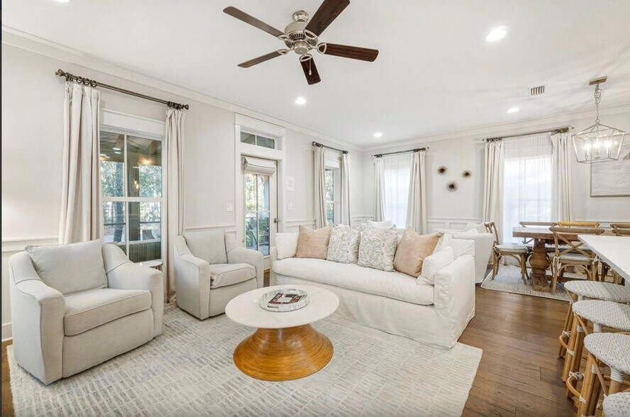 Building Photo - 587 Patina Blvd