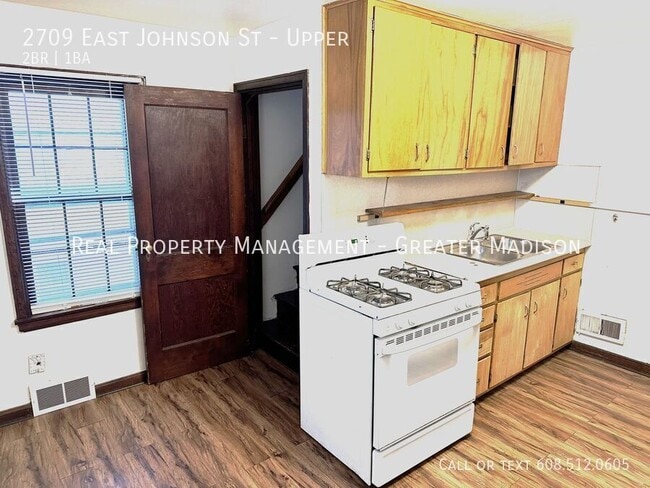 Building Photo - 2709 E Johnson St